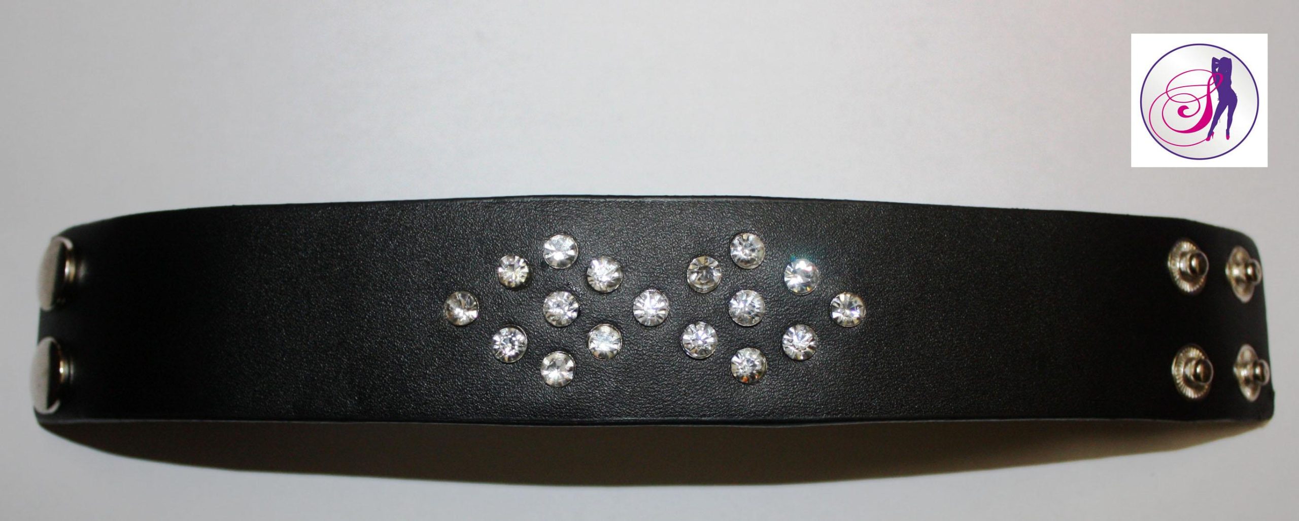 Bracciale in cuoio da donna con 17 piccoli strass
